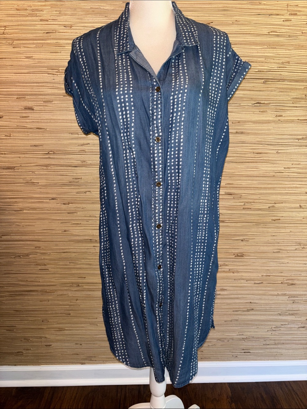 Given kale Blue Button-Front Shirt Dress White Dot Stripe medium EUC! 💯% lyocell